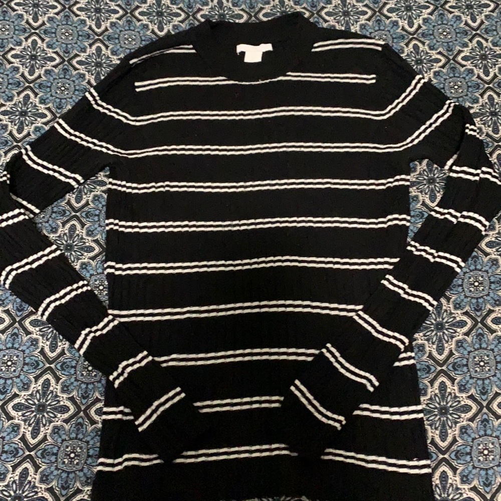 Anywear sweater